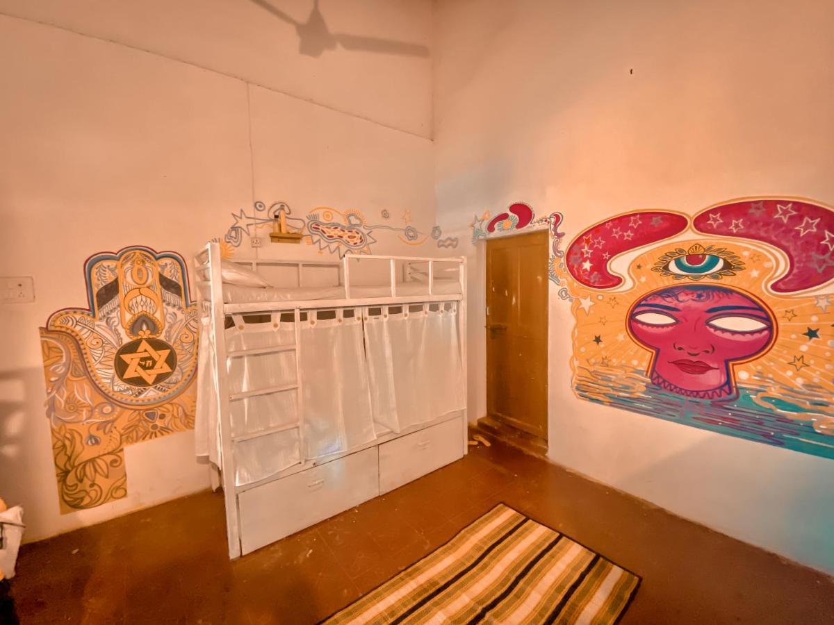 Gaia Hostels Anjuna Esterno foto
