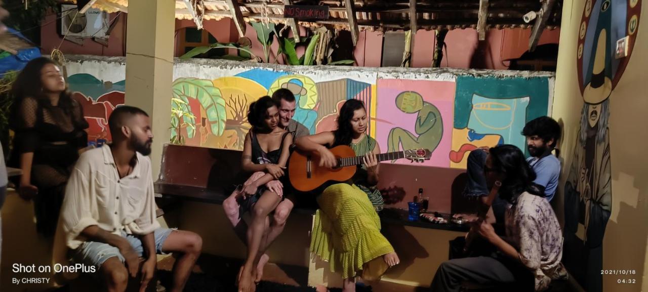 Gaia Hostels Anjuna Esterno foto
